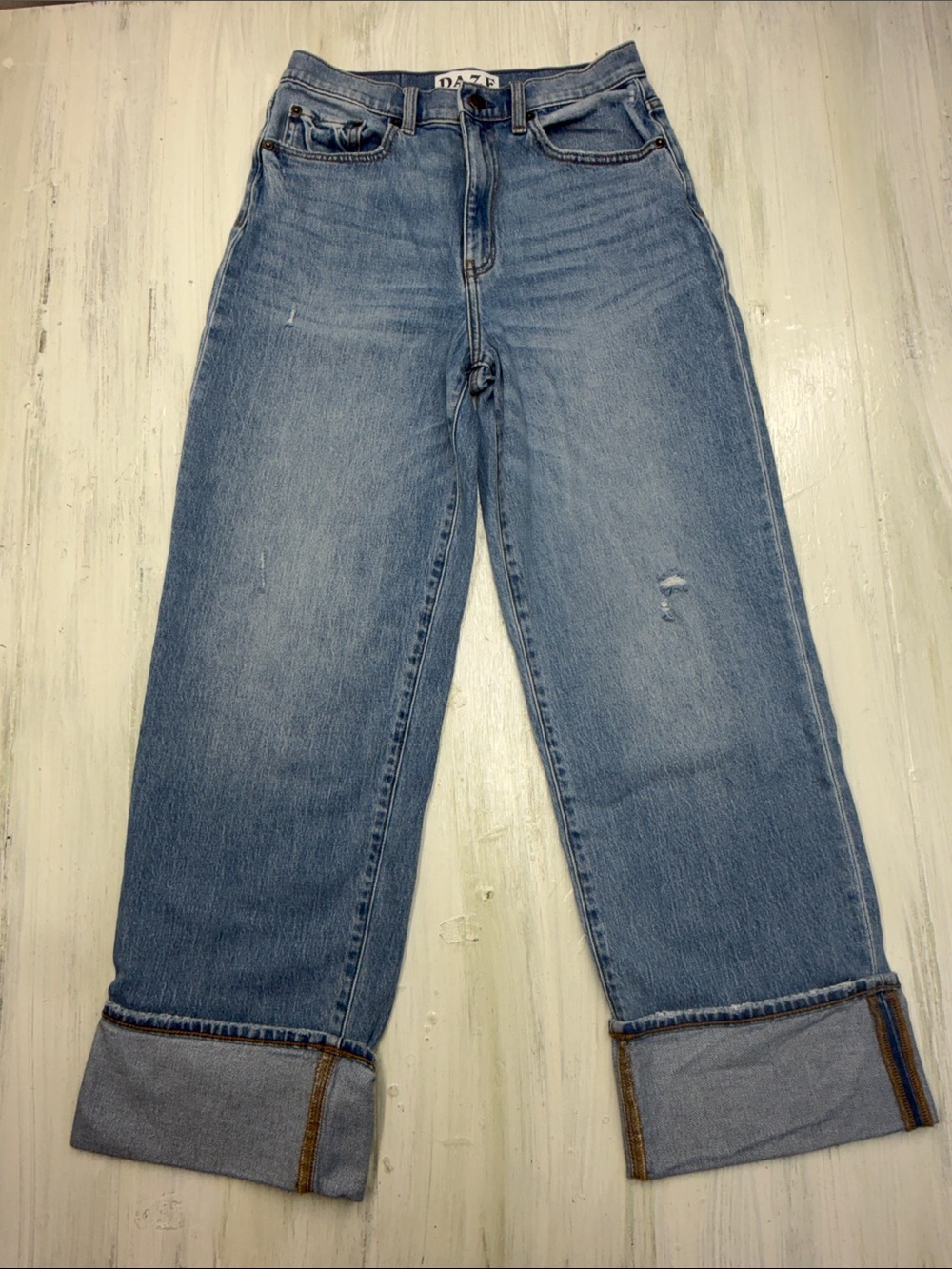 ✨ DAZE DENIM Eastside High Rise Loose Cuff Jeans Sz 26✨